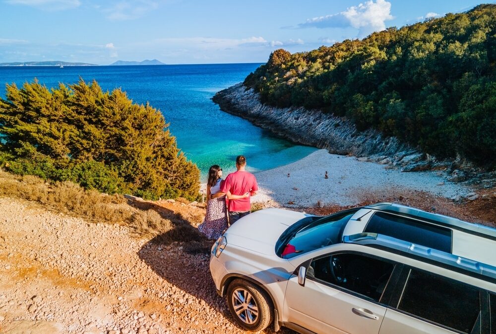 couple avec voiture