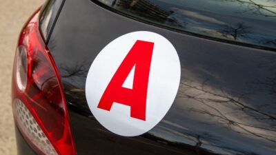 autocollant jeune conducteur