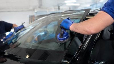 remplacement de pare brise sur voiture